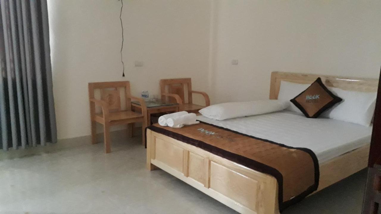 Hotel Nha Nghi Book Hoan Giap Exteriér fotografie